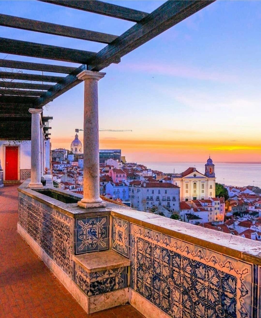 Alfama Historical Apartment 3 Bedroom Duplex Lisboa Exterior foto